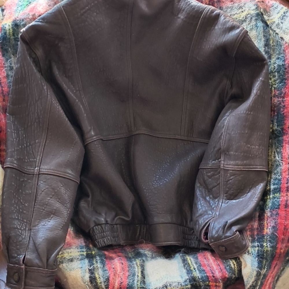 Vintage 90z FOG London Fog bomber with zip out liner, thick leather - Picture 6 of 6